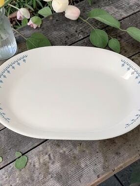 Corelle Snowflake Blue Garland Oval Serving Platter Meat Plate Vtg Corningware